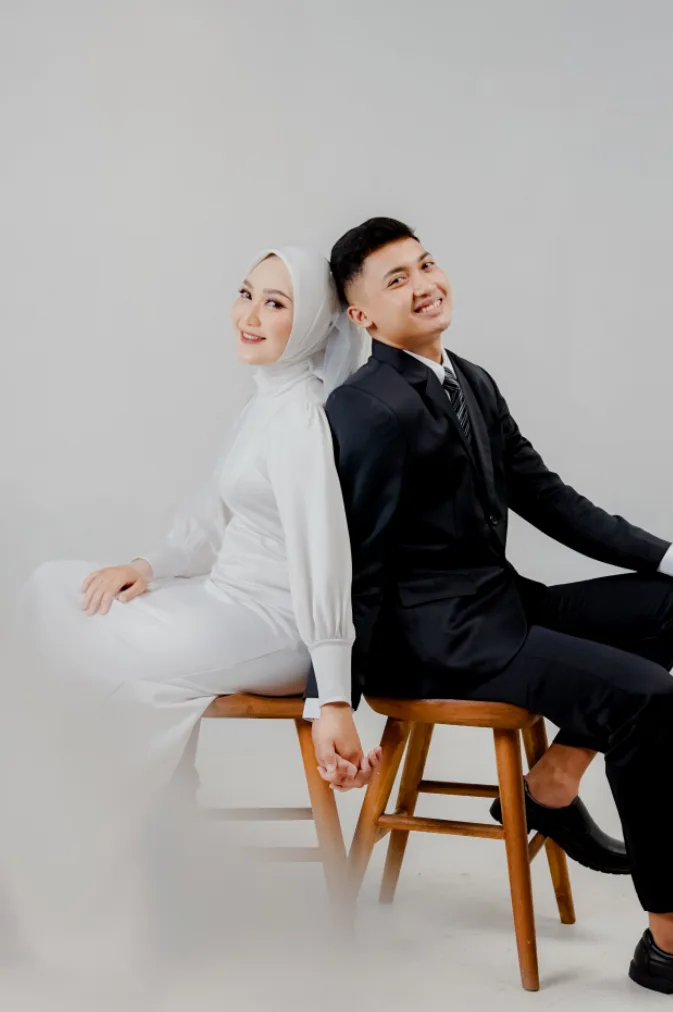 Contoh hasil foto prewedding di Vibesroom Studio